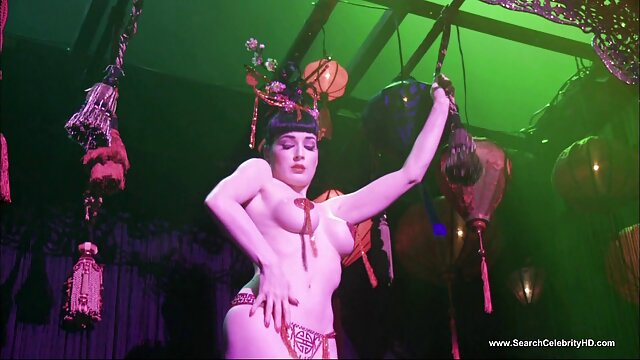 LETSDOEIT - Susy Gala se fait défoncer la xxx mature classic chatte à trois