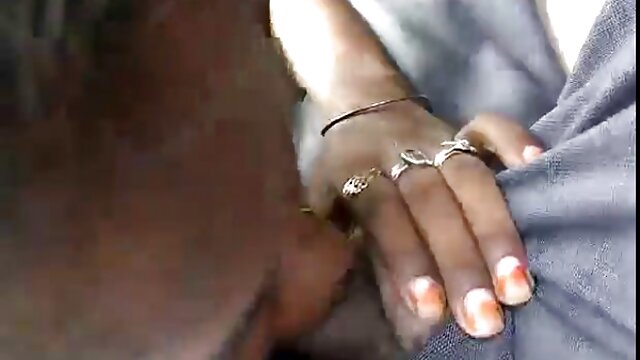 Belle-fille latina aux gros seins a parcouru mon histoire! film porno classic italien