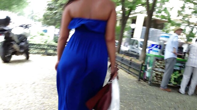 Mettez ces films vintage porno culottes, petite poule mouillée